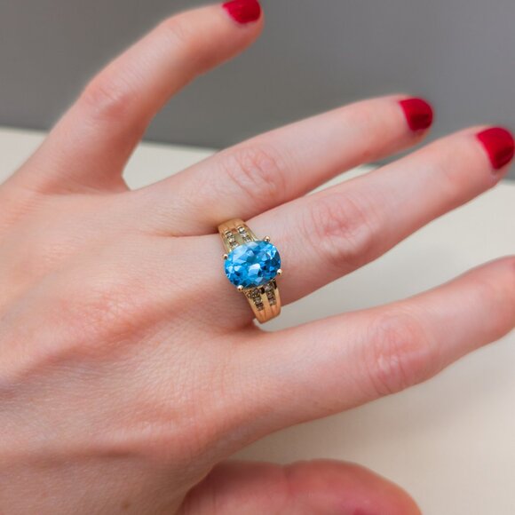 14K Yellow Gold Oval Blue Topaz & Diamond Ring Size 8.25 - Picture 6 of 13